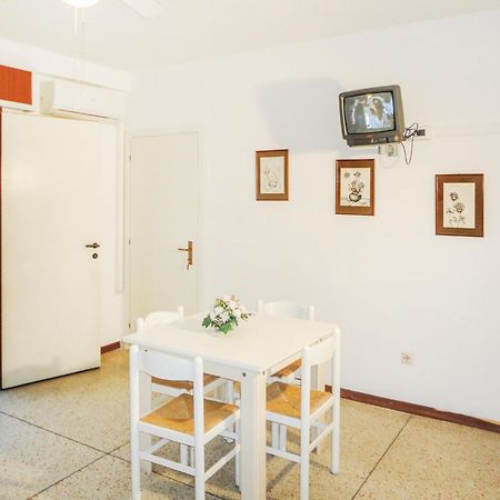 Yachting Residence Lignano Sabbiadoro Szoba fotó