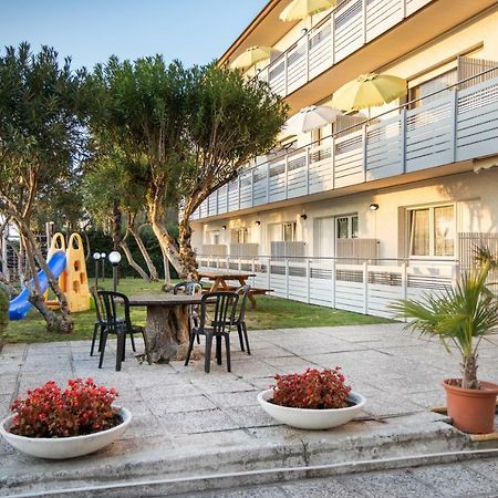 Yachting Residence Lignano Sabbiadoro Kültér fotó